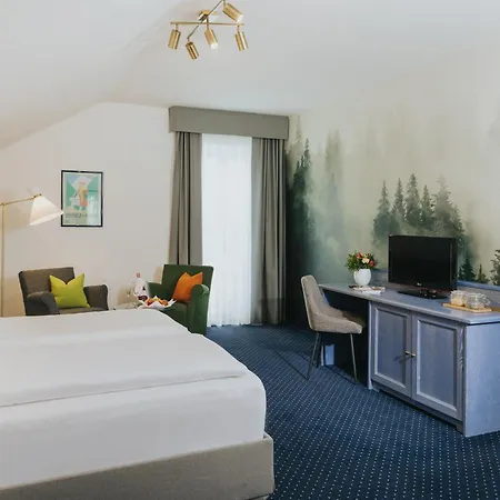 Hotel Gutshof Sagmuehle 3*