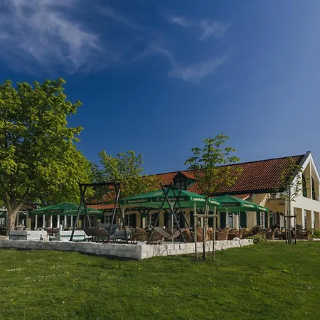 Gutshof Sagmühle 3*