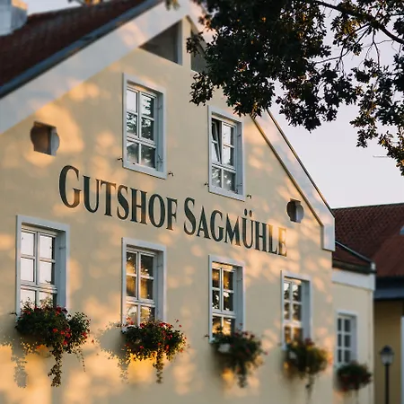 Отель Gutshof Sagmuehle