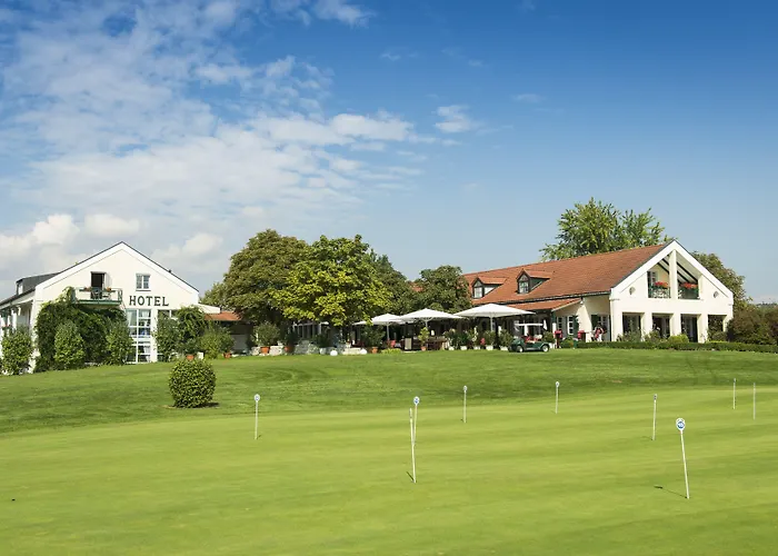 Gutshof Sagmühle 3*